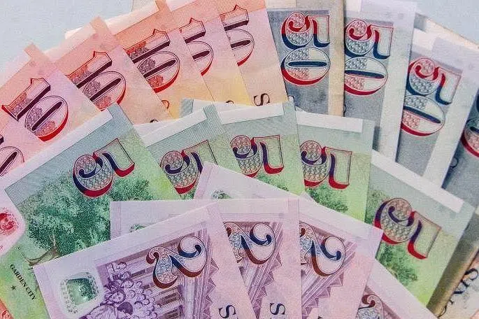 'It's only $4': S'porean woman explains why she stopped giving 'duit raya'